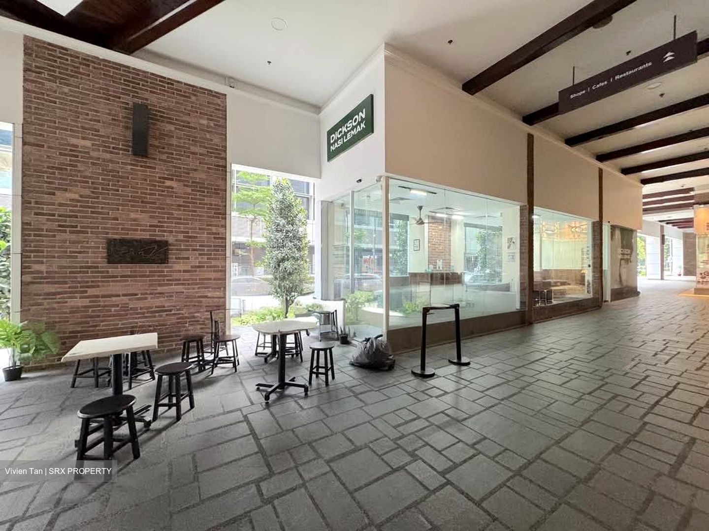 100 Am (D2), Retail #581169541